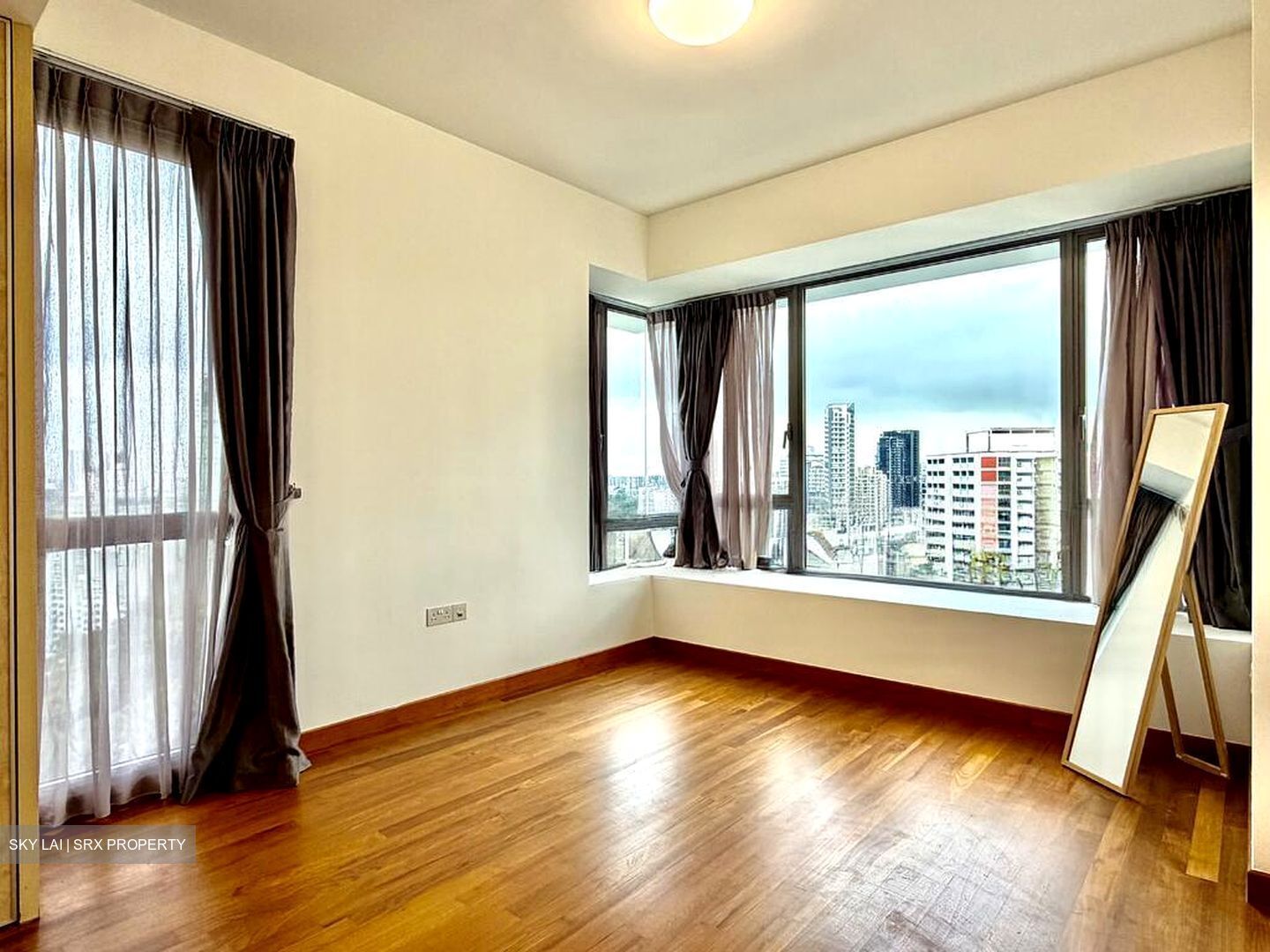 Vista Residences (D12), Condominium #511281461